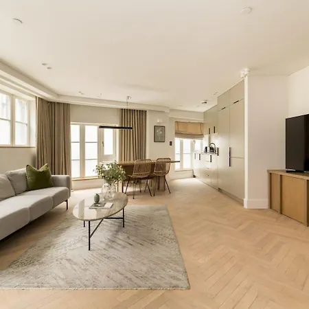 Eiffel Prestige Appartement *