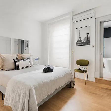 Eiffel Prestige Appartement *