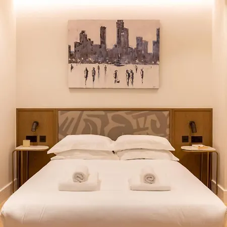 Eiffel Prestige Apartamento *