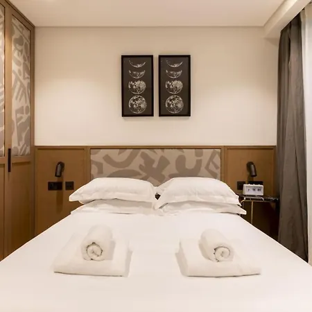 Eiffel Prestige Appartement *